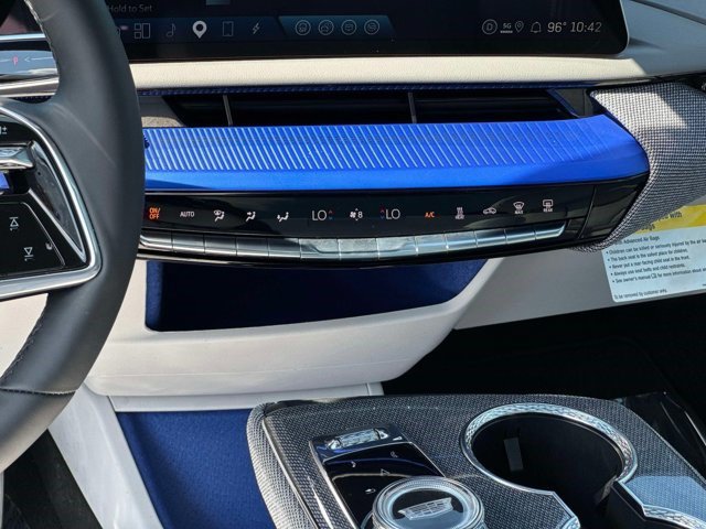 Certified 2025 Cadillac Optiq Sport 2 AWD/4WD image 8