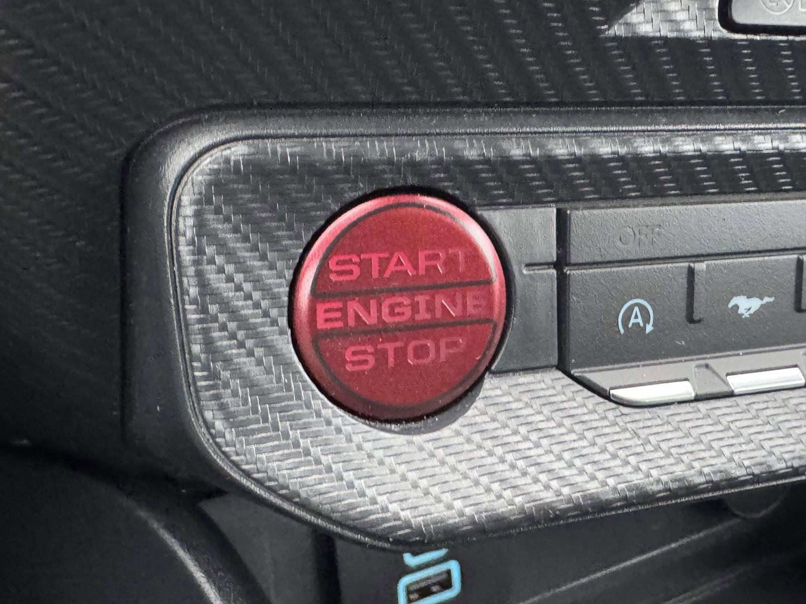 Certified 2025 Ford Mustang Premium image 32