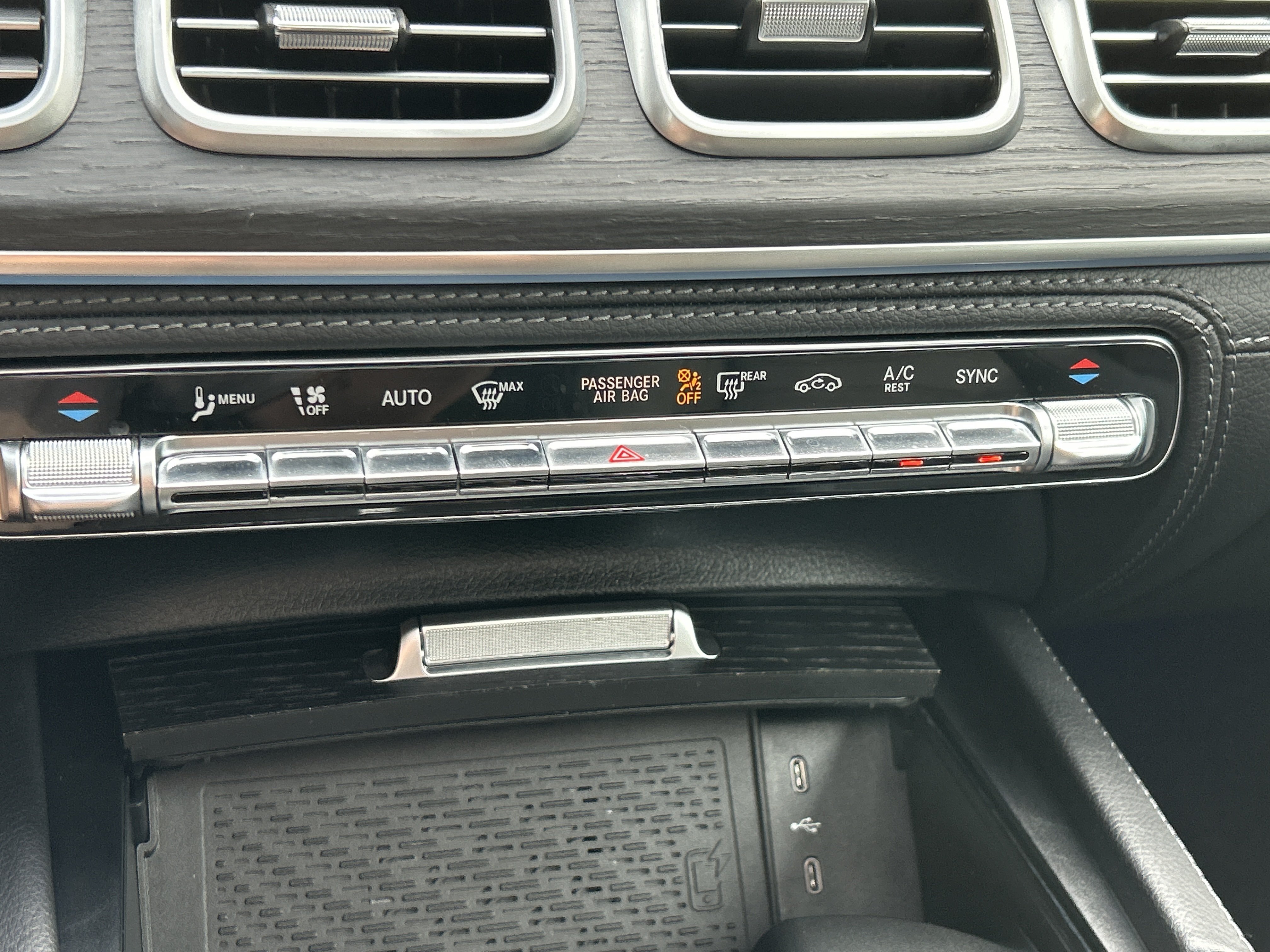 Certified 2025 Mercedes-Benz GLE 580 4MATIC image 35