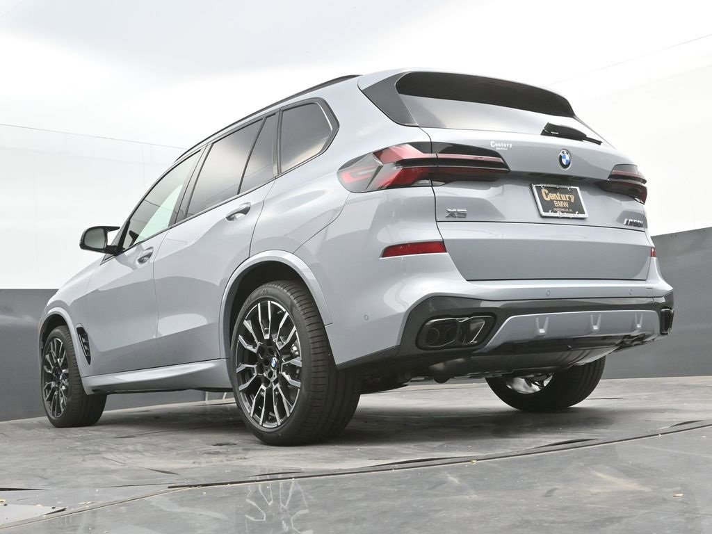 New 2026 BMW X5 M60i w/ Executive Package image 38