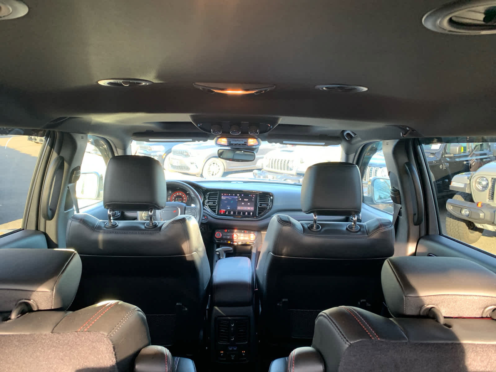 Used 2025 Dodge Durango GT image 39