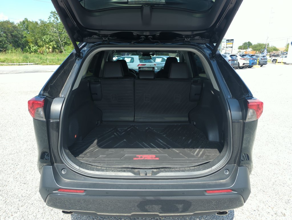 Used 2024 Toyota RAV4 TRD Off-Road AWD/4WD image 31