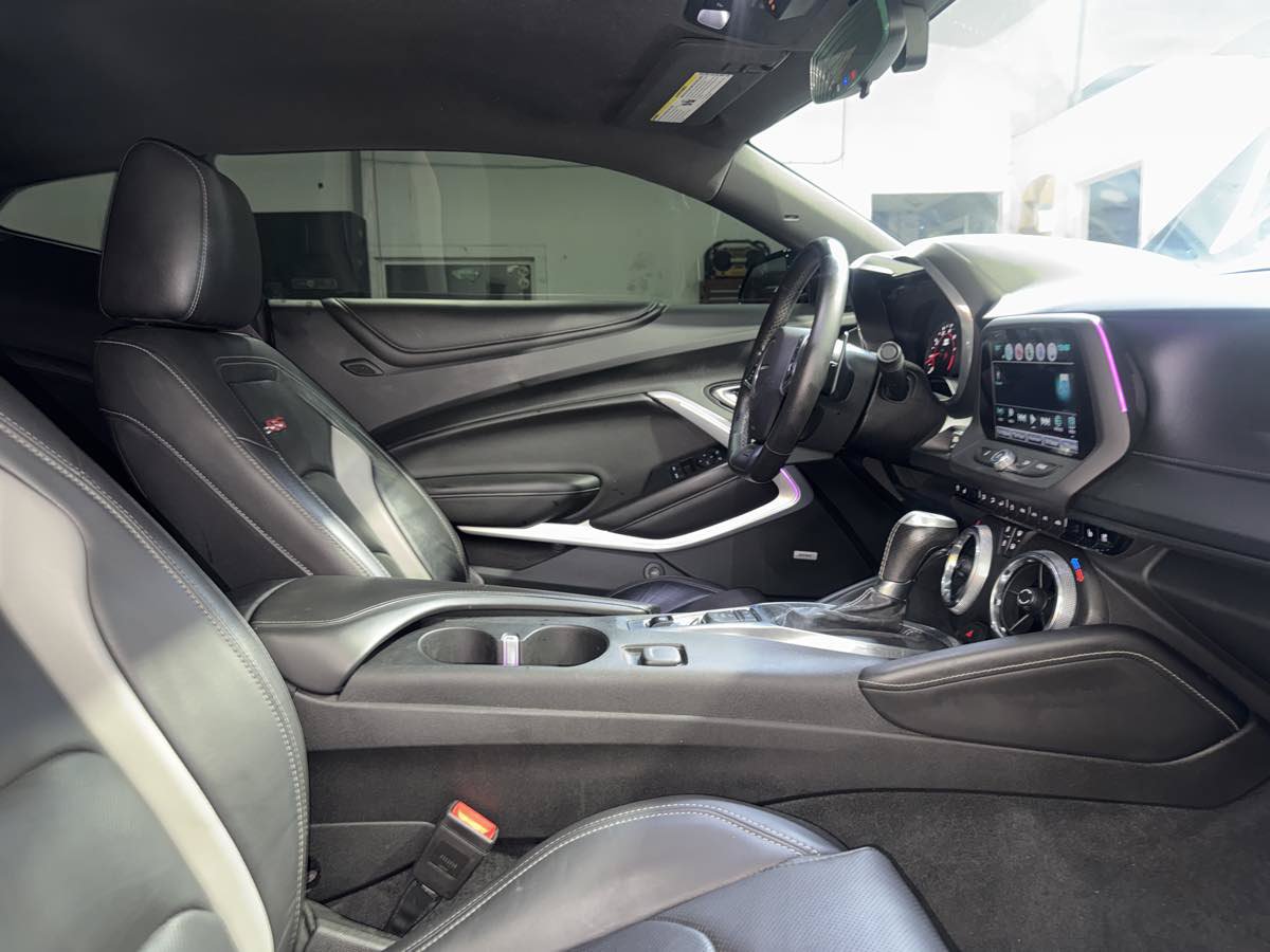 Used 2017 Chevrolet Camaro SS RWD image 21