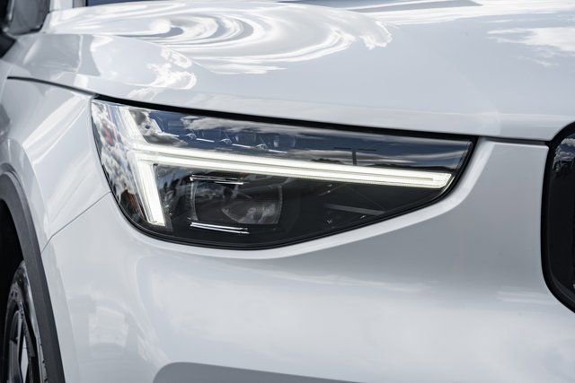 Used 2026 Volvo XC40 B5 Ultra w/ Protection Package Premier AWD/4WD image 13
