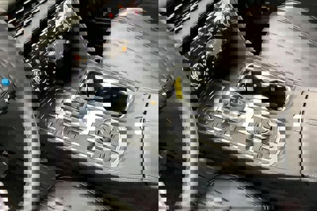 Certified 2025 INFINITI QX60 Luxe w/ Cargo Package AWD/4WD image 17