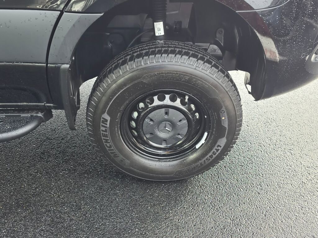 New 2025 Mercedes-Benz Sprinter 2500 image 10