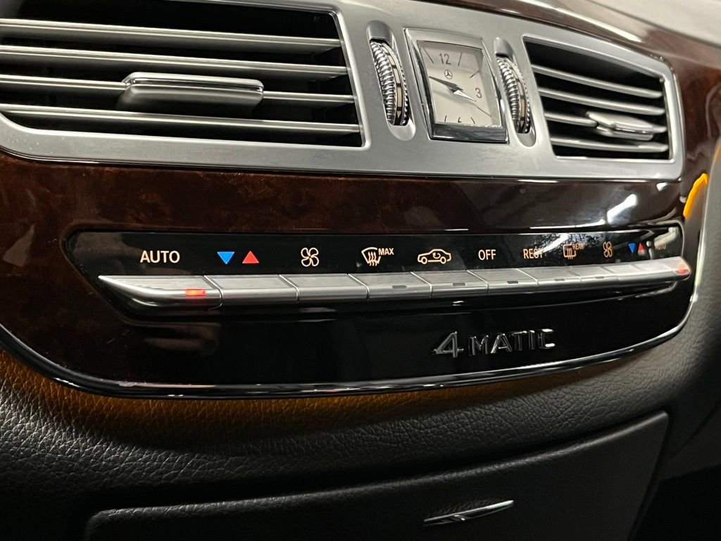 Used 2012 Mercedes-Benz S 550 4MATIC image 10