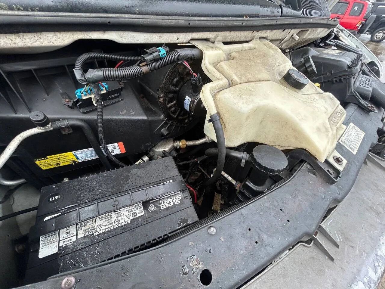 Used 2000 Chevrolet Express 3500 image 7