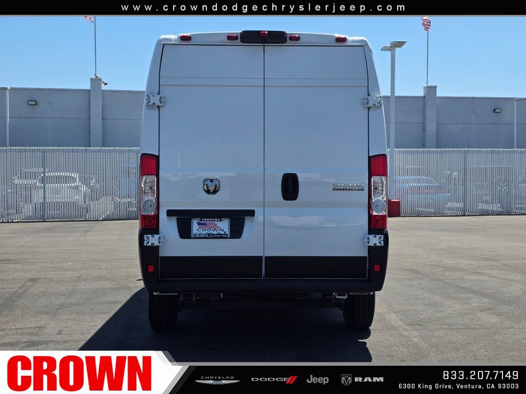 Used 2026 RAM ProMaster 2500 w/ Convenience Group FWD image 6