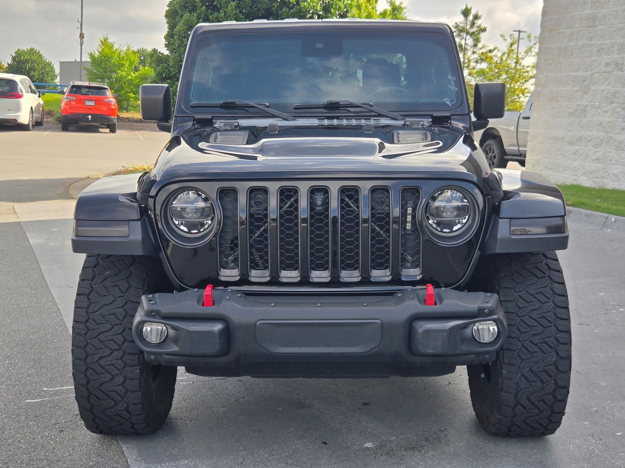 Used 2020 Jeep Gladiator Rubicon AWD/4WD image 2