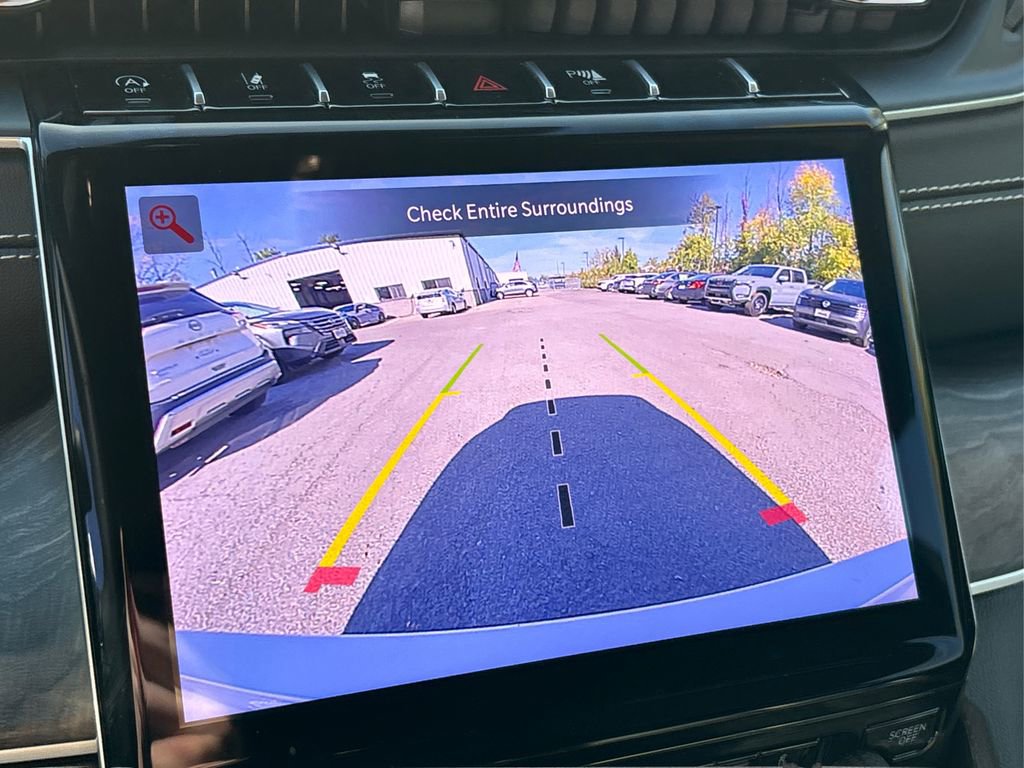 Used 2025 Jeep Grand Cherokee L Limited w/ Black Appearance Package image 24