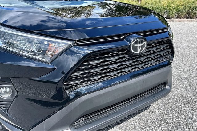 Used 2020 Toyota RAV4 XLE w/ All Weather Liner Package AWD/4WD image 36