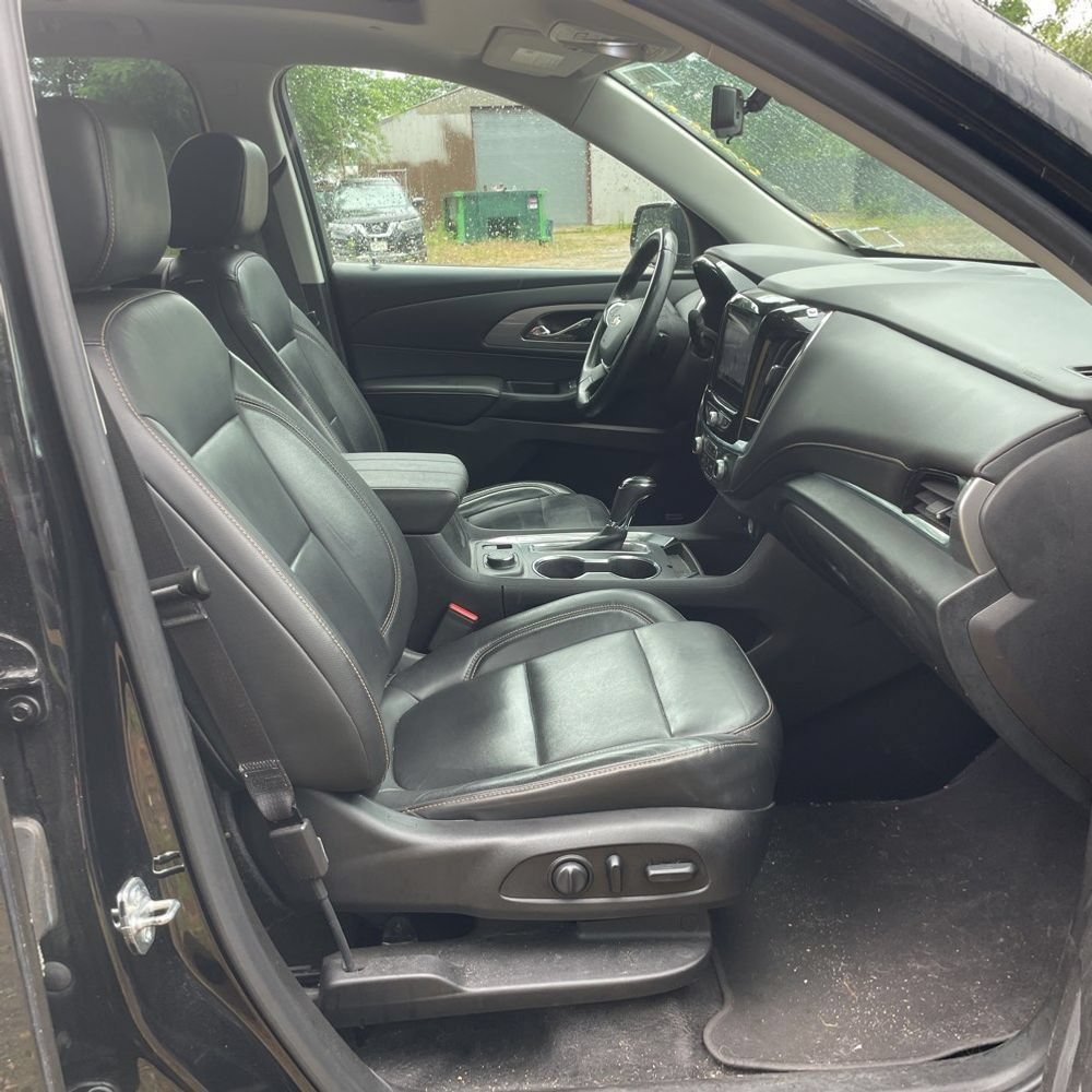 Used 2019 Chevrolet Traverse LT AWD/4WD image 11