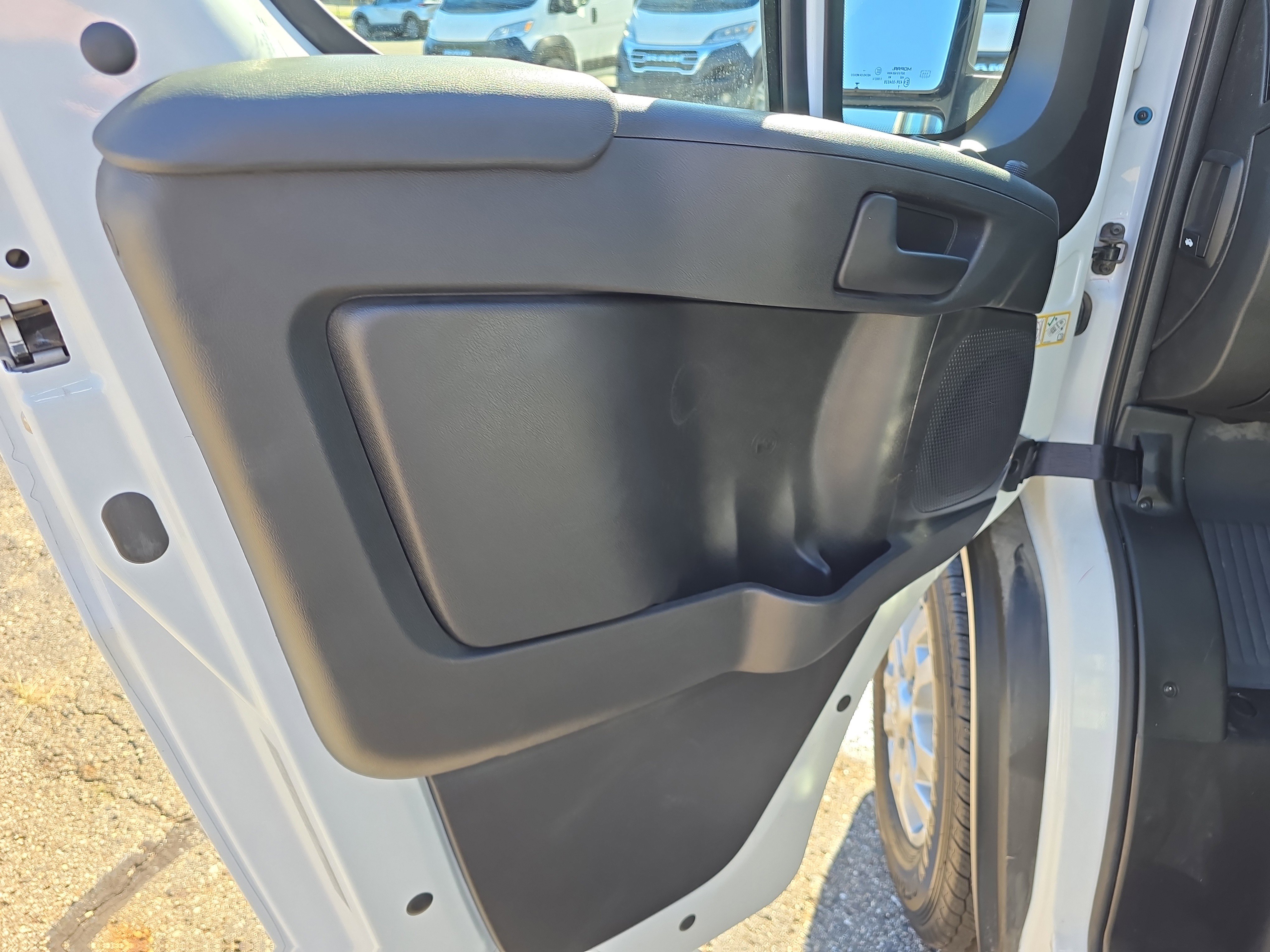 Used 2025 RAM ProMaster 2500 w/ Quick Order Package 22G SLT image 13