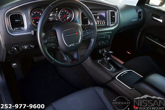 Used 2022 Dodge Charger SXT image 11