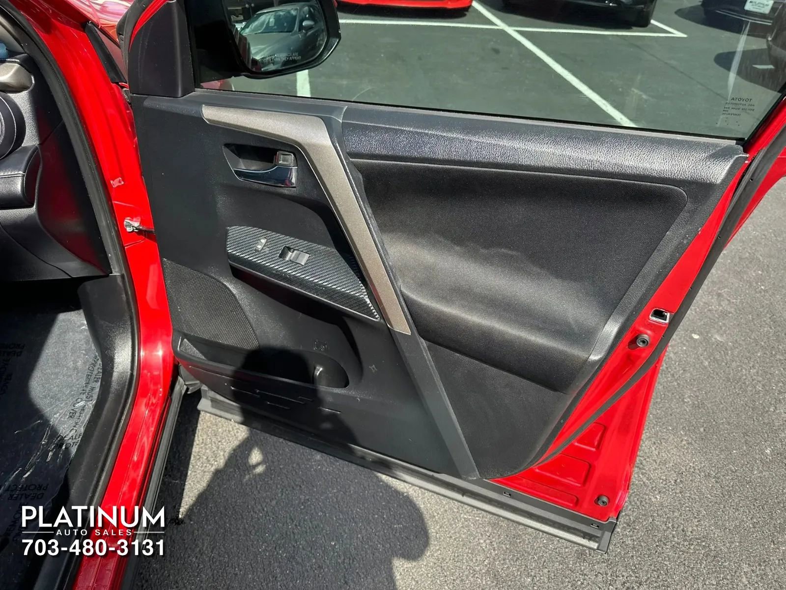 Used 2014 Toyota RAV4 XLE image 16