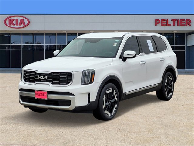 Used 2024 Kia Telluride S image 3