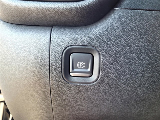 Used 2022 Chevrolet Silverado 1500 Custom image 20