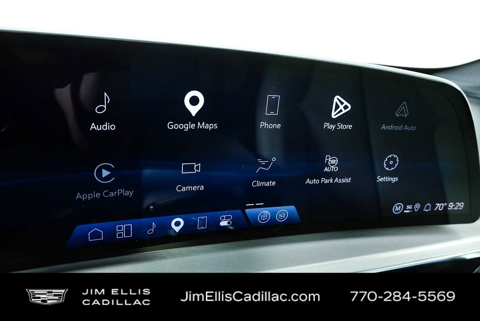 Used 2024 Cadillac Lyriq Sport RWD image 13