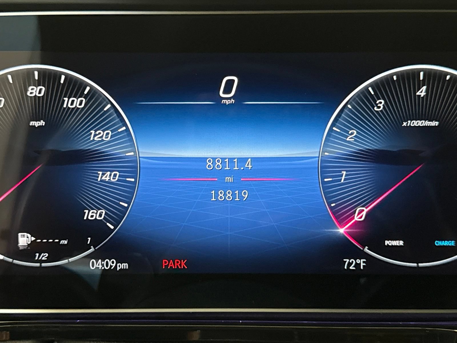 Used 2025 Mercedes-Benz G 550 image 27