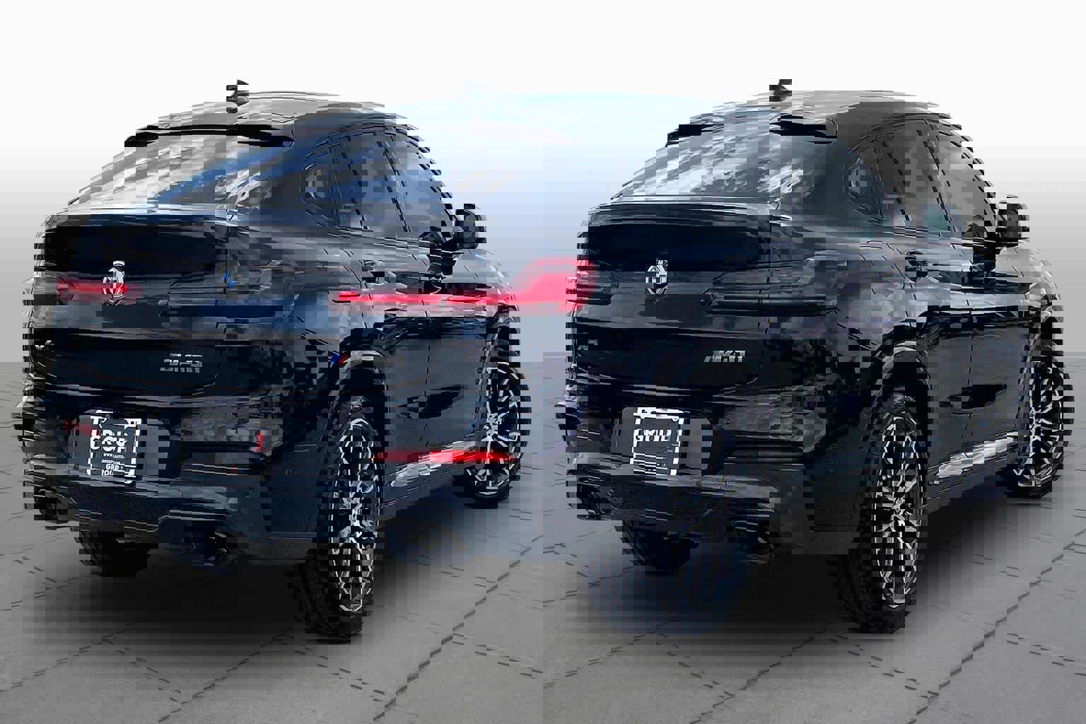 Used 2019 BMW X4 M40i w/ Executive Package image 12