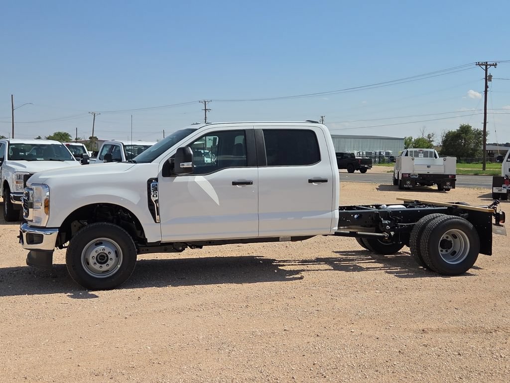 New 2026 Ford F350 XL w/ XL Chrome Package AWD/4WD image 6