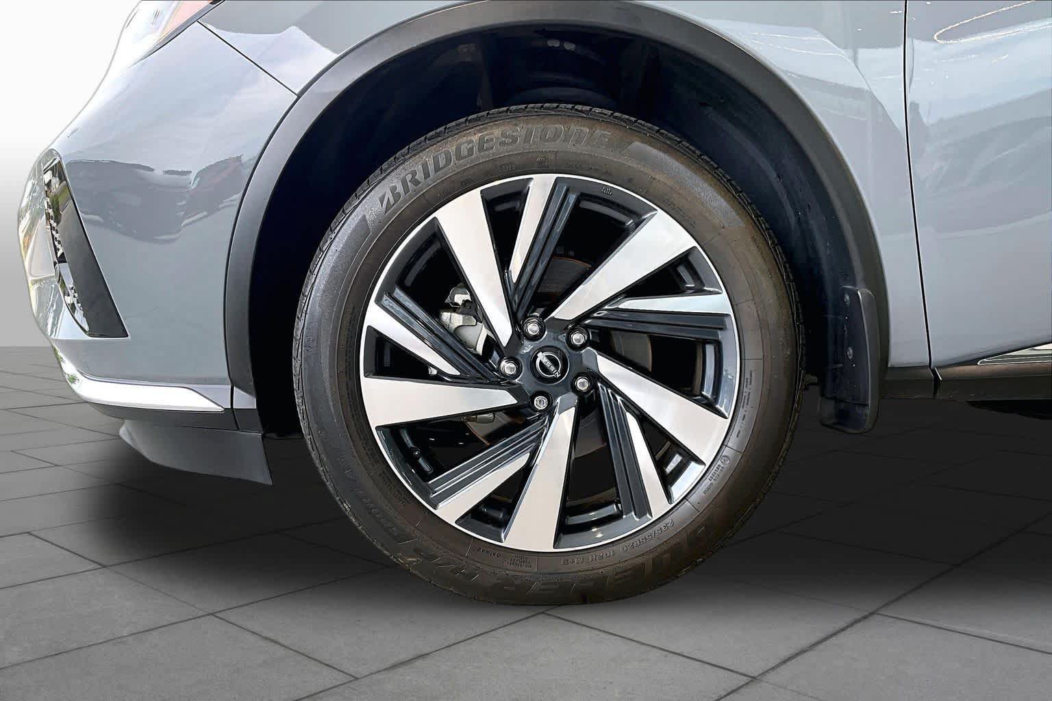 Used 2024 Nissan Murano SL AWD/4WD image 10