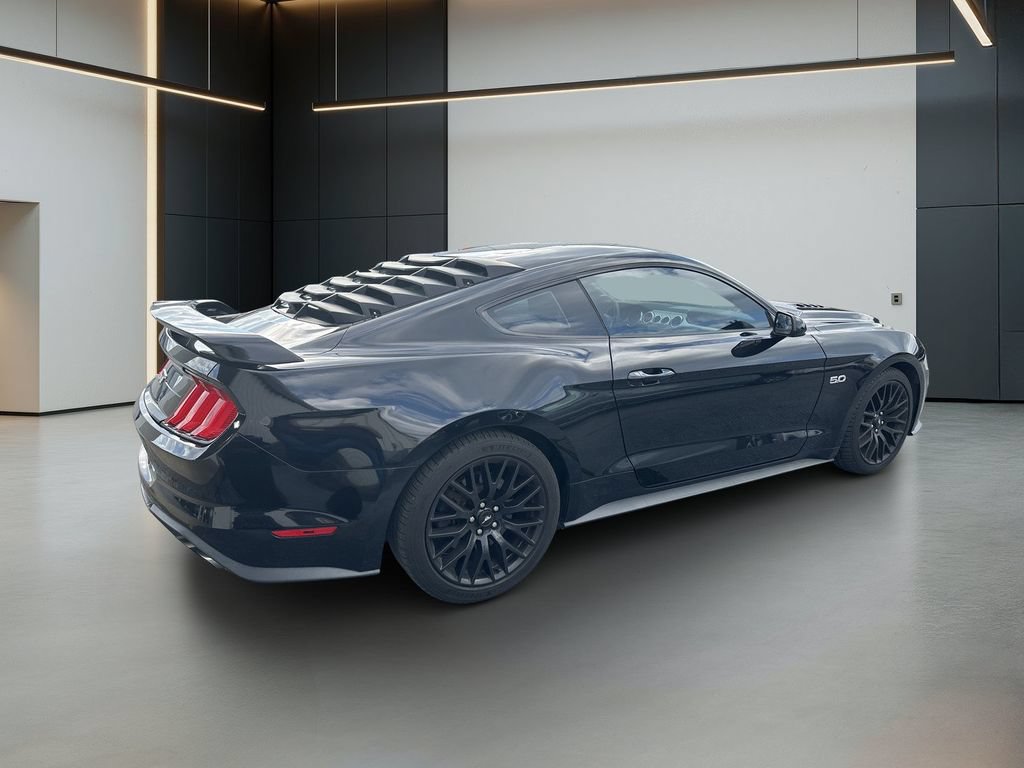 Used 2018 Ford Mustang GT w/ GT Performance Package RWD image 7