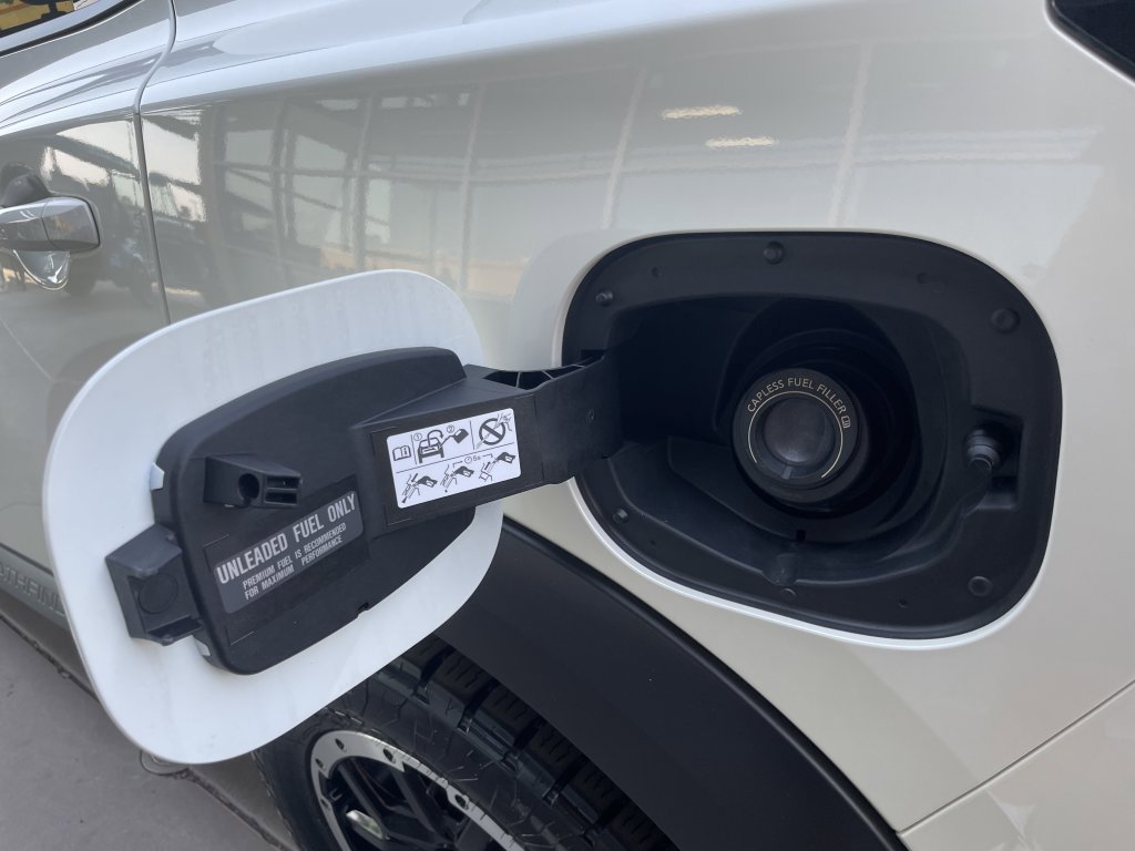 Used 2024 Nissan Pathfinder Rock Creek AWD/4WD image 53