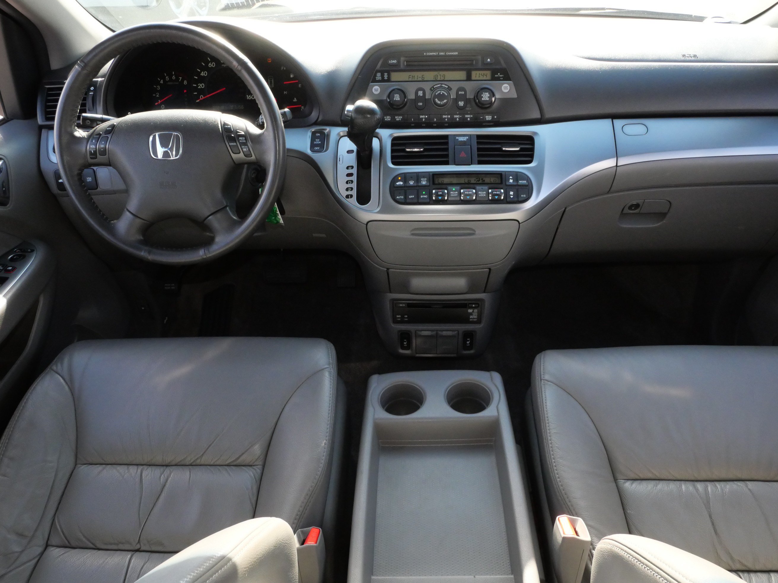 Used 2010 Honda Odyssey EX-L image 10