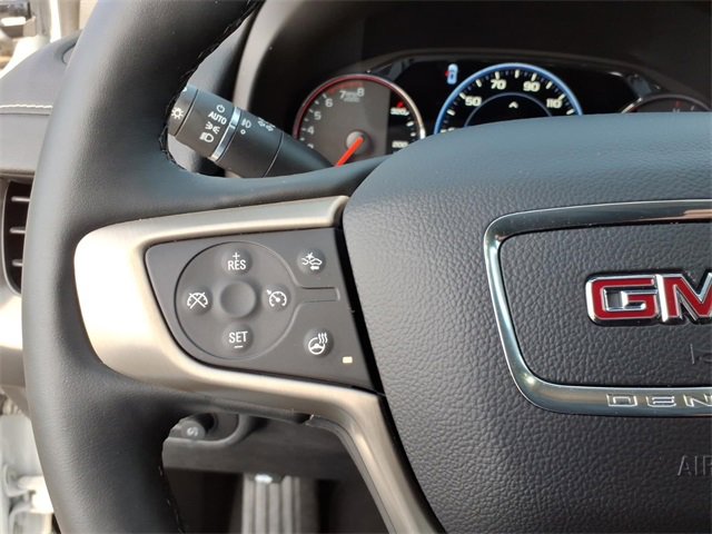 Used 2024 GMC Terrain Denali w/ Denali Premium Package image 9