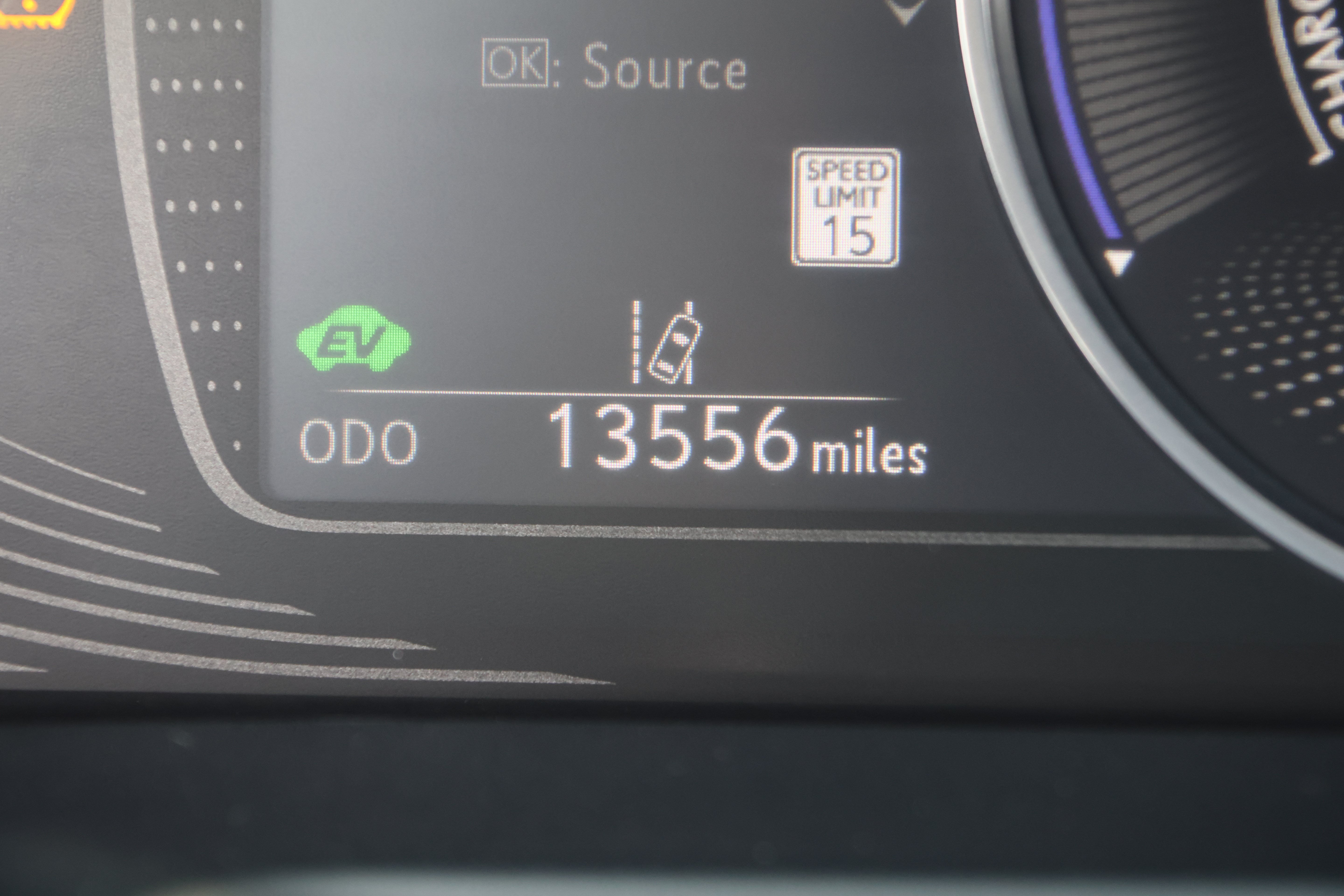 Used 2025 Lexus ES 300h w/ Premium Package FWD image 19