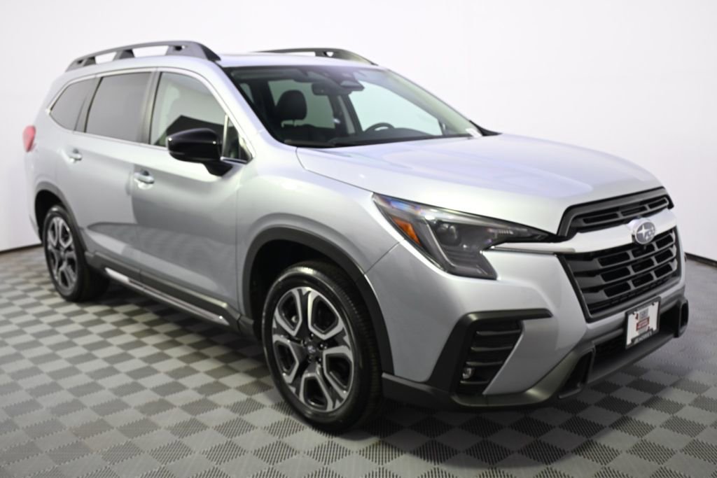 Certified 2025 Subaru Ascent Limited w/ Popular Package #2 image 8