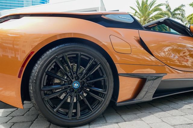 Used 2019 BMW i8 Roadster AWD/4WD image 30