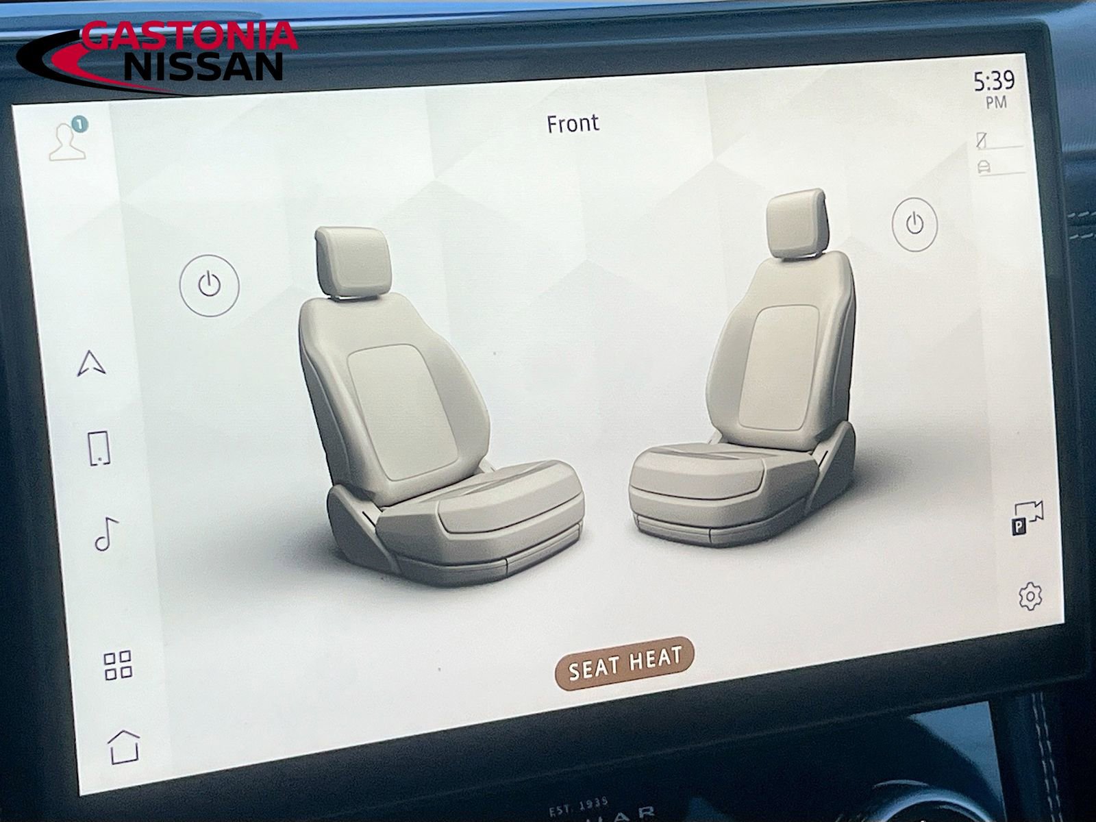 Used 2024 Jaguar F-PACE R-Dynamic S image 27