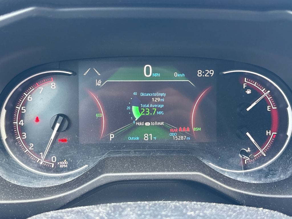 Used 2024 Toyota RAV4 XLE AWD/4WD image 6