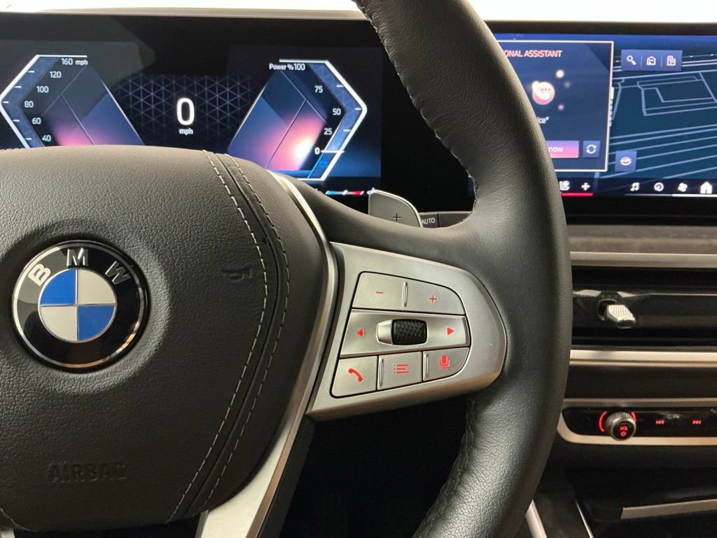 Used 2025 BMW X7 xDrive40i w/ Premium Package AWD/4WD image 14