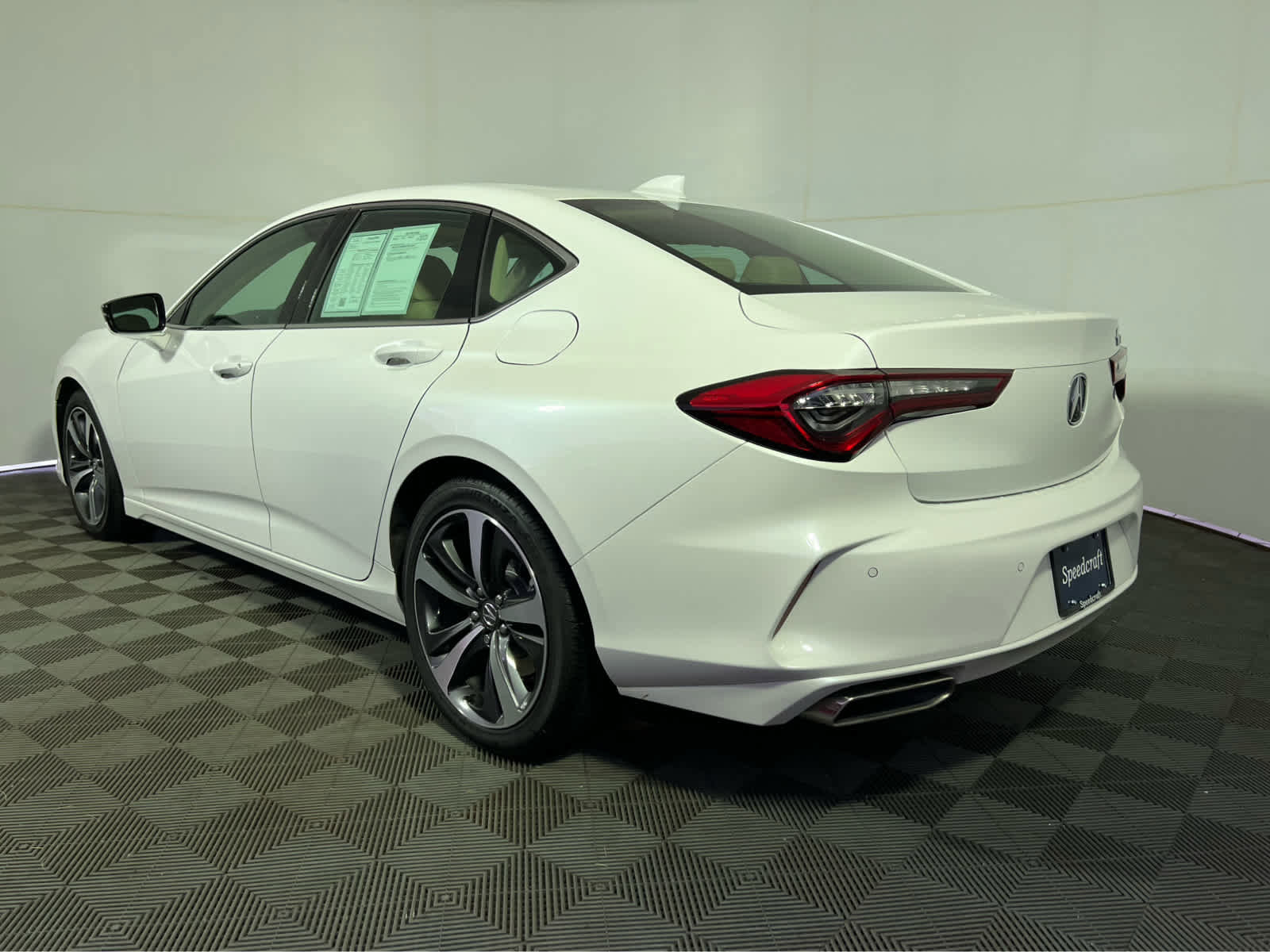 Used 2025 Acura TLX w/ Technology Package image 5