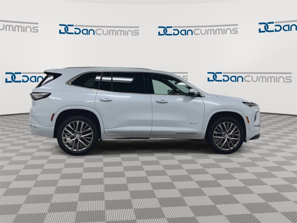 New 2026 Buick Enclave Avenir w/ Super Cruise Package image 9