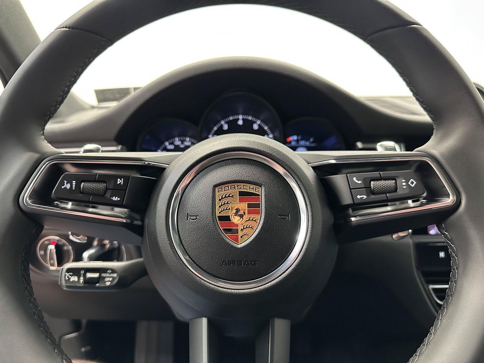 New 2026 Porsche Macan AWD/4WD image 25