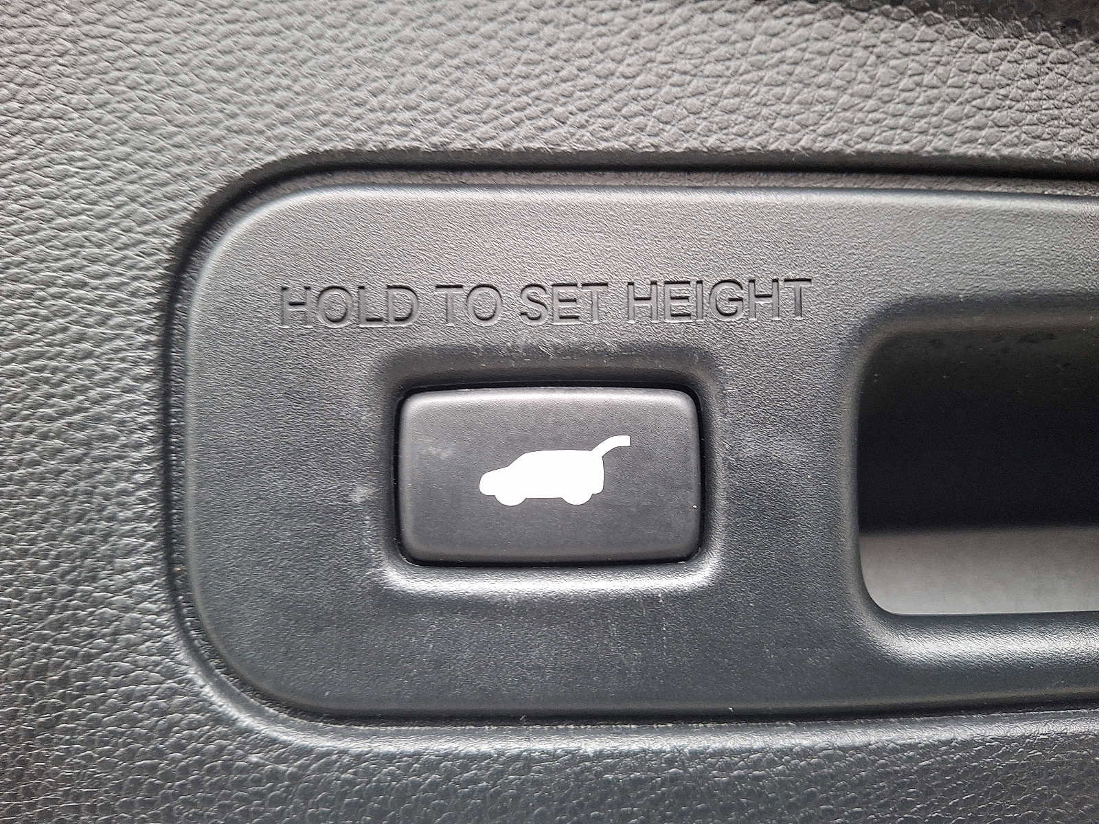 Used 2023 Acura MDX SH-AWD image 31