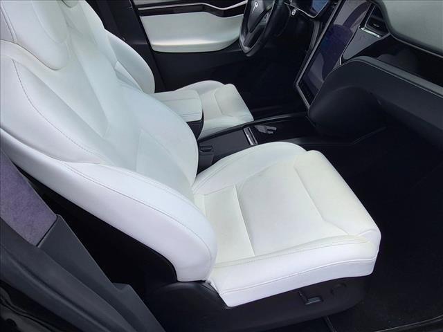 Used 2019 Tesla Model X Performance AWD/4WD image 17