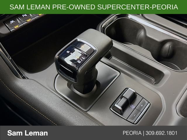 Used 2023 GMC Sierra 1500 AT4 w/ AT4 Preferred Package image 17