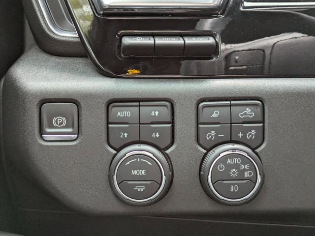 Used 2025 Chevrolet Silverado 3500 High Country w/ High Country Premium Package image 33