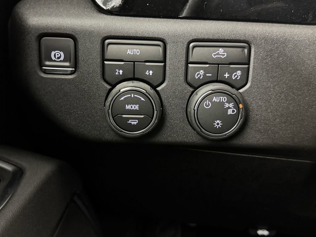 New 2025 Chevrolet Silverado 1500 LT image 22