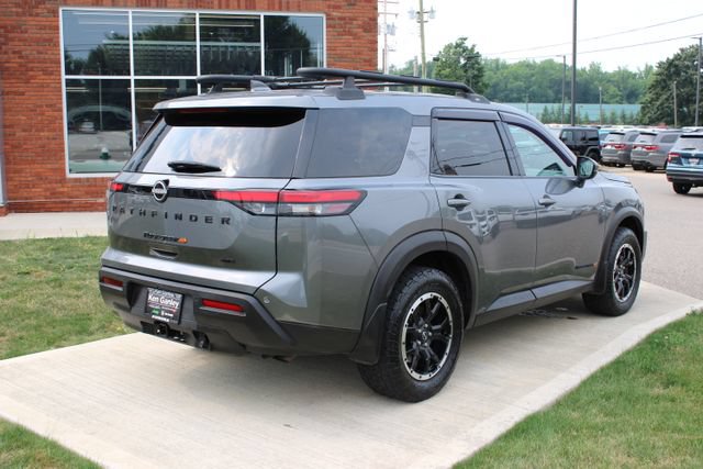 Used 2023 Nissan Pathfinder Rock Creek AWD/4WD image 35