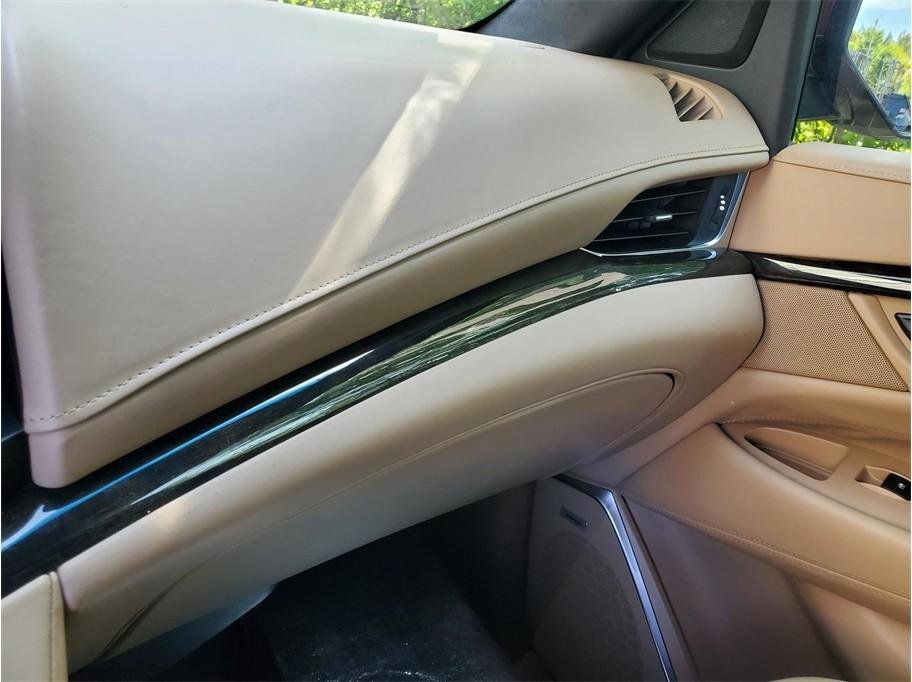 Used 2018 Cadillac Escalade ESV Platinum AWD/4WD image 43