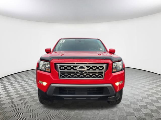 Used 2022 Nissan Frontier SV image 2