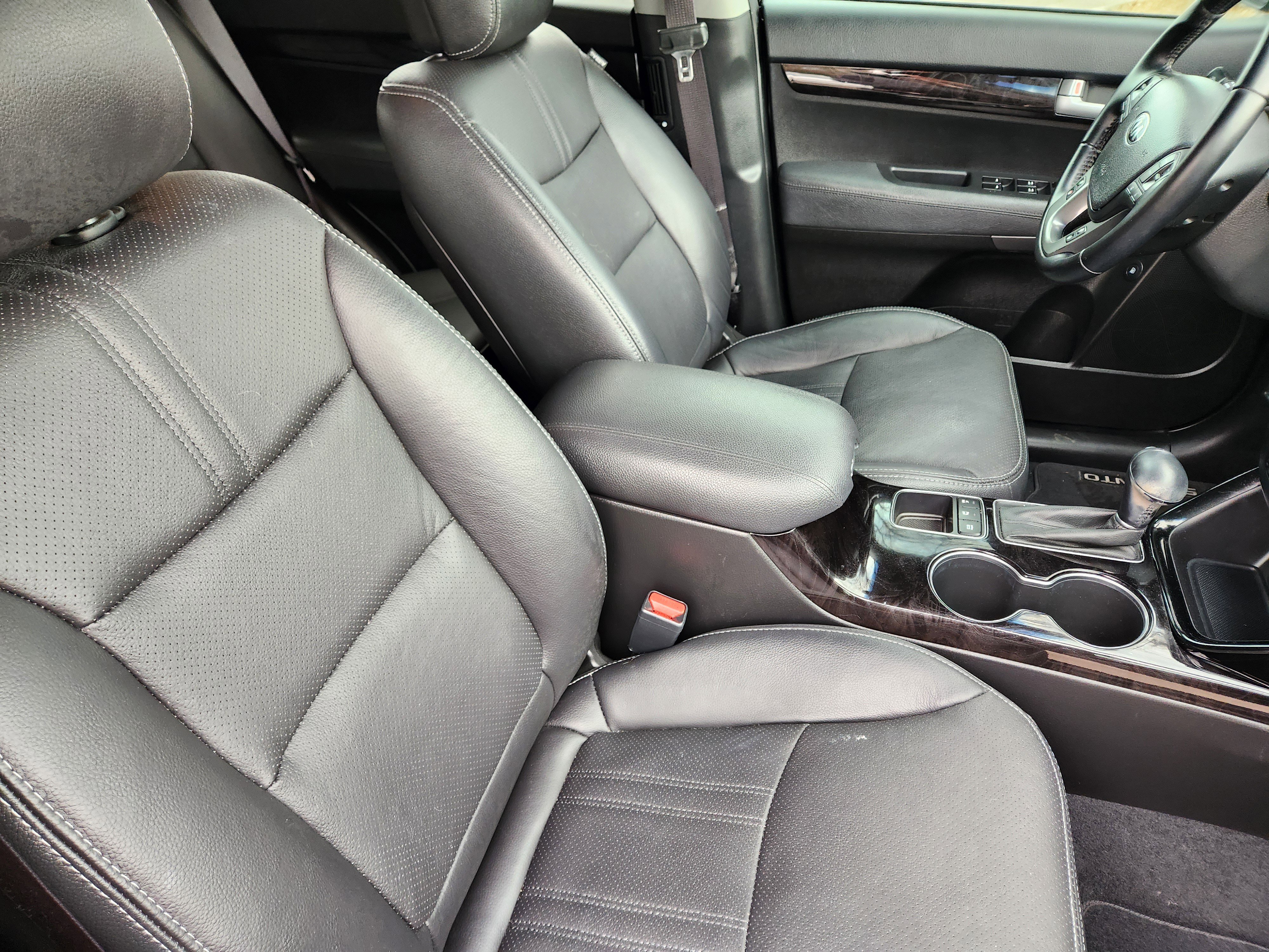 Used 2015 Kia Sorento EX image 16