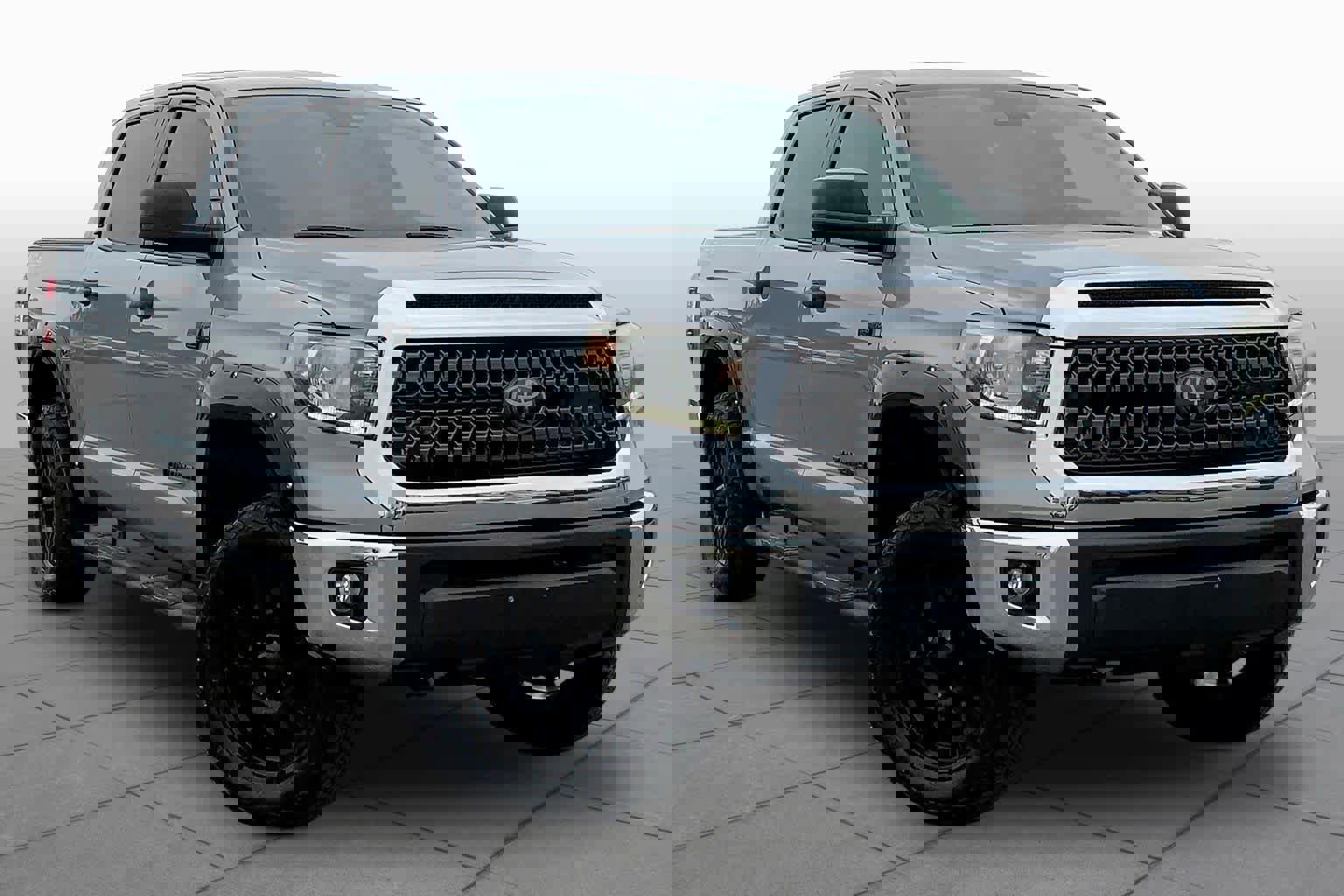 Used 2020 Toyota Tundra SR5 w/ SR5 Leather Package image 3